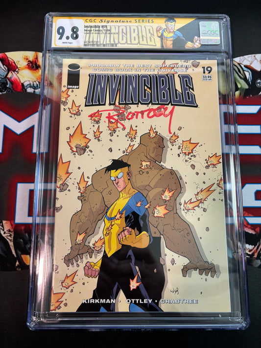 Invincible 8 CGC 9.8 Ryan Ottley hotsell SDCC exclusive